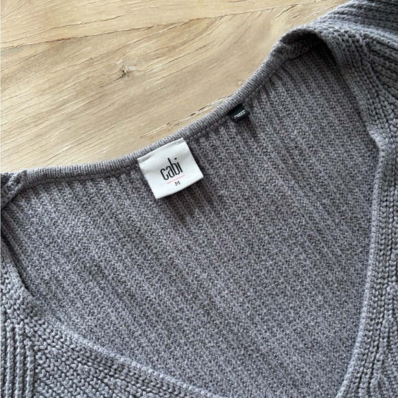 Cabi V Neck Side Zip Tunic Sweater - Picture 2 of 3